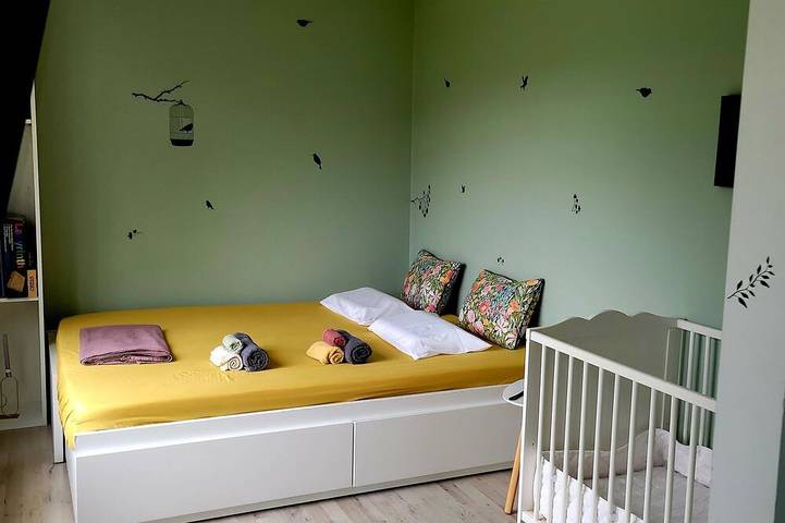 Ganze Wohnung, Die Lage der Wohnung bietet Dutzende von Aktivitäten, mitten in der Natur in Finspang, Östergötland