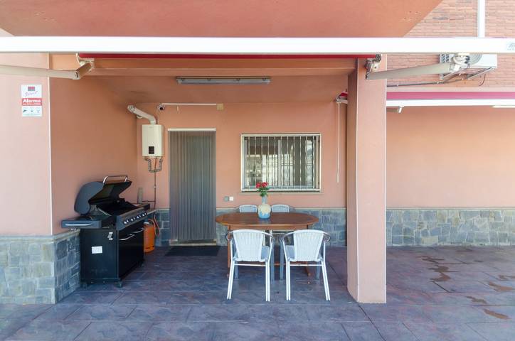 Casa rural para 6 personas, con terraza, Se admiten mascotas en Vidreras - 4