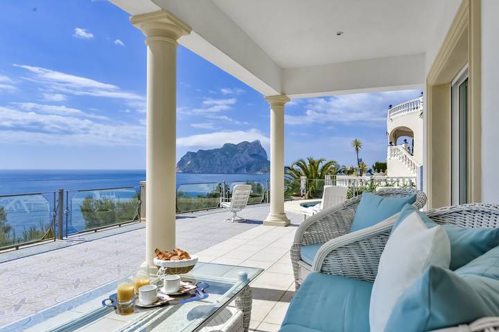 Villa pour 6 personnes, avec terrasse, animaux acceptés à Benissa