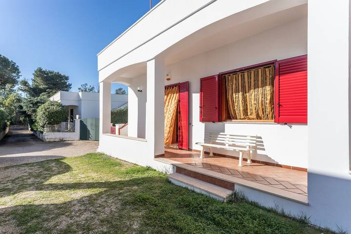 Location de vacances pour 7 personnes, avec jardin à Taviano - 3