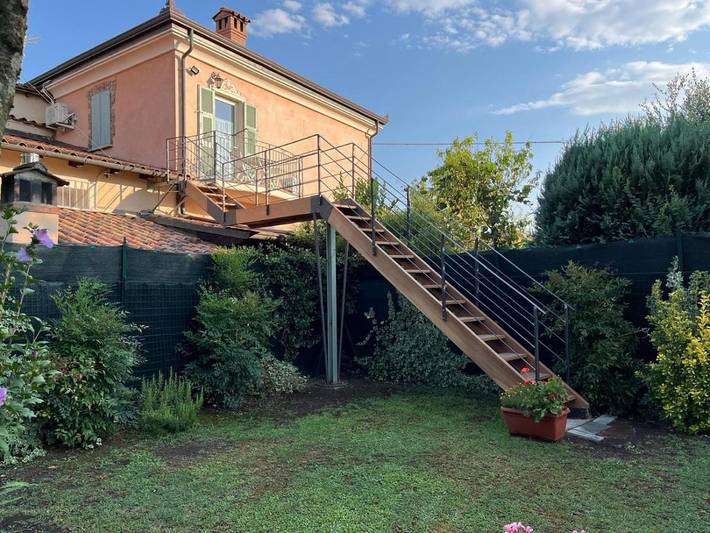 Casa vacanza per 5 persone, con giardino, adatto a famiglie con bambini in Villafranca in Lunigiana