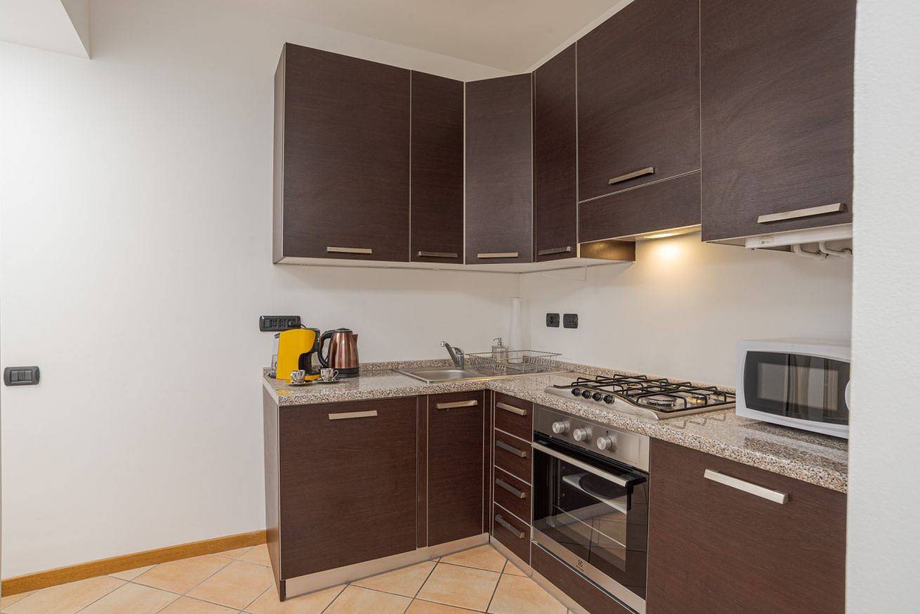 Ganze Wohnung, Lake Como Apt with Balcony & Private Parking! in Ossuccio, Gemeinde Tremezzina