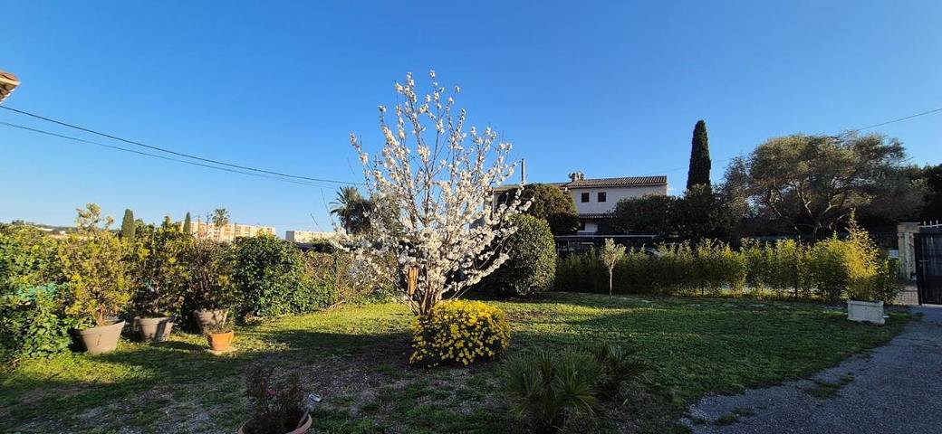 Maison d’hôte pour 2 personnes, avec terrasse et vue à Antibes - 2