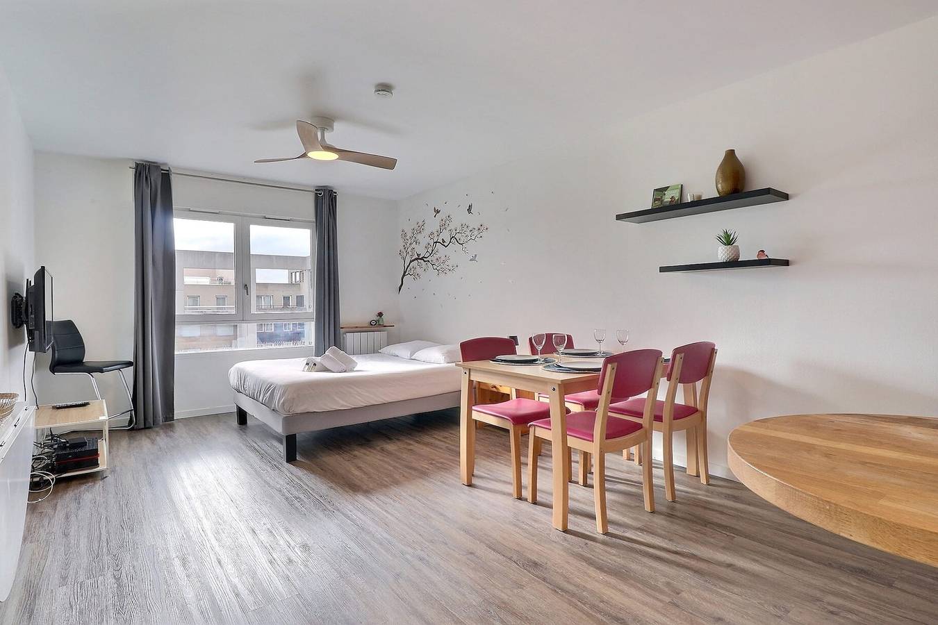 Entire apartment, Bright and functional studio in the heart of Lyon 7 in Lyon, Rhône