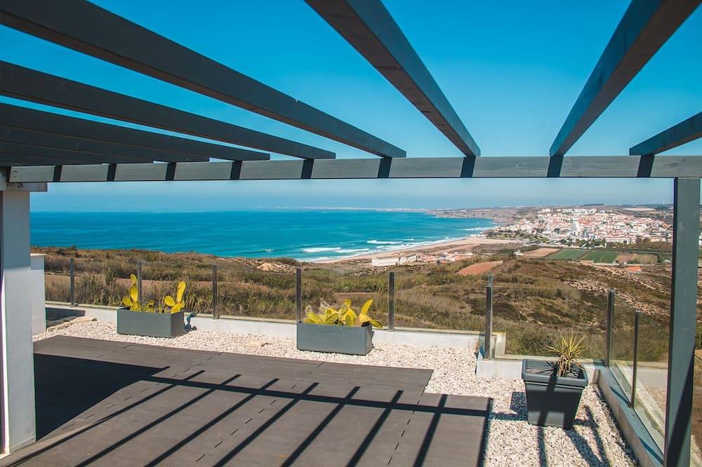 Luxus Villa mit atemberaubendem Blick von Dachterrasse auf den Strand  und Ozean in Lourinhã, Lissabon Distrikt
