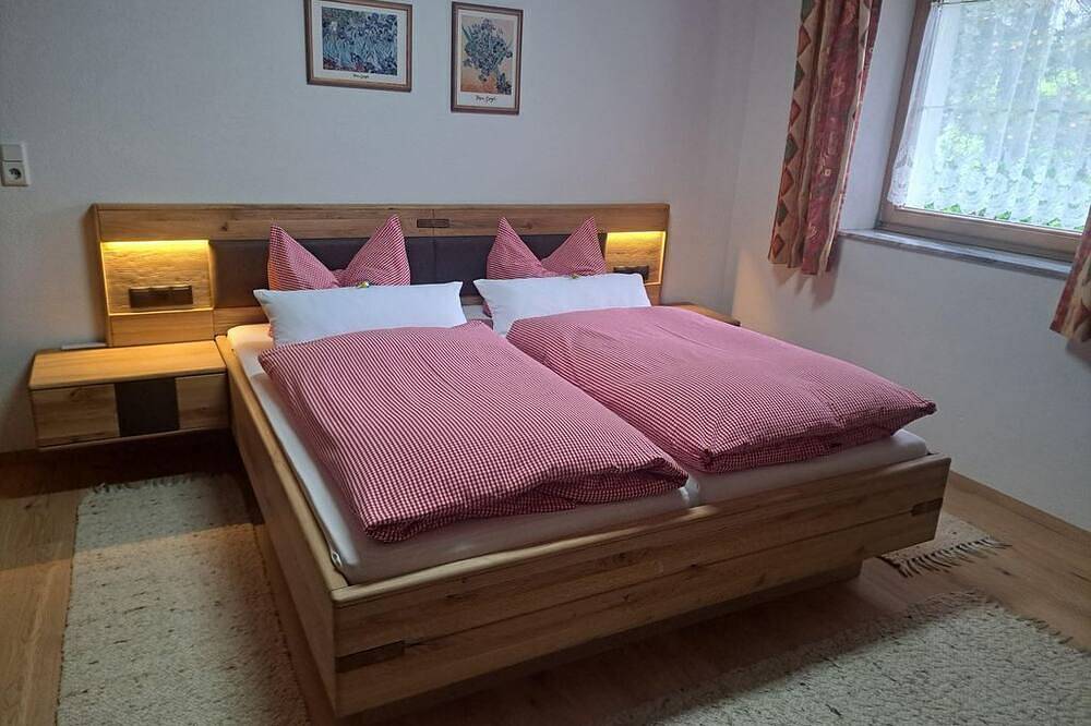 Ganze Wohnung, Ferienwohnung Leismüller - Apartment A in Scharnitz, Arnspitzgruppe