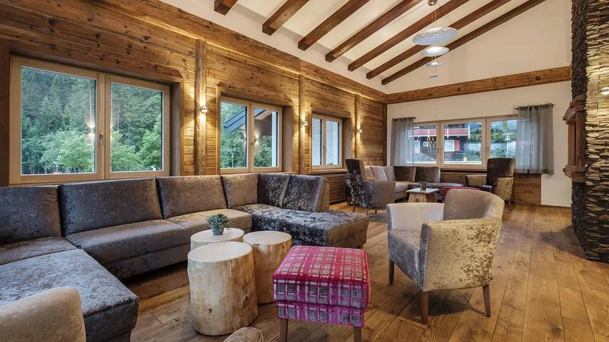 Ferienhaus für 14 Personen, mit Terrasse und Sauna im Kleinwalsertal - 2