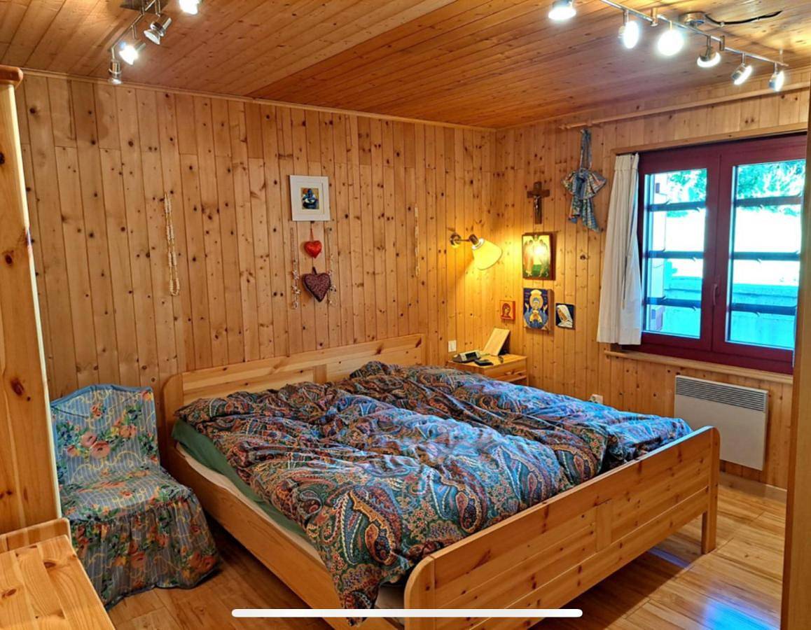 Three-Bedroom Chalet in Les Rousses, Parc naturel régional du Haut-Jura