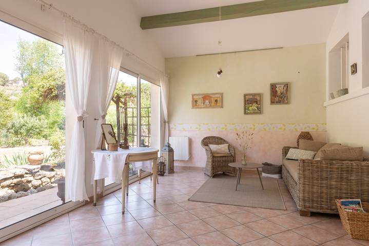 Location de vacances pour 6 personnes, avec piscine ainsi que terrasse et jardin, animaux acceptés à Rosières (Ardèche) - 2