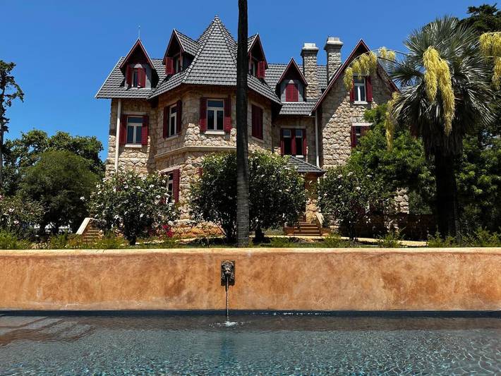 Pousada para 2 pessoas, com Terraço e Jardim e ainda Piscina and Vista em Cascais