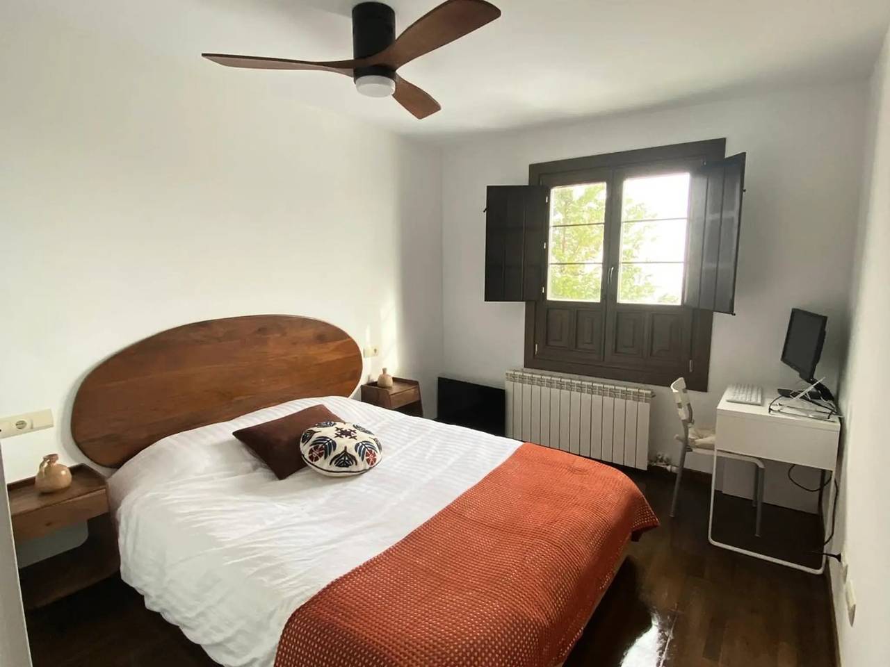 Apartamento entero, 3 estancias 6 personas in Jaca, Pirineo Aragonés