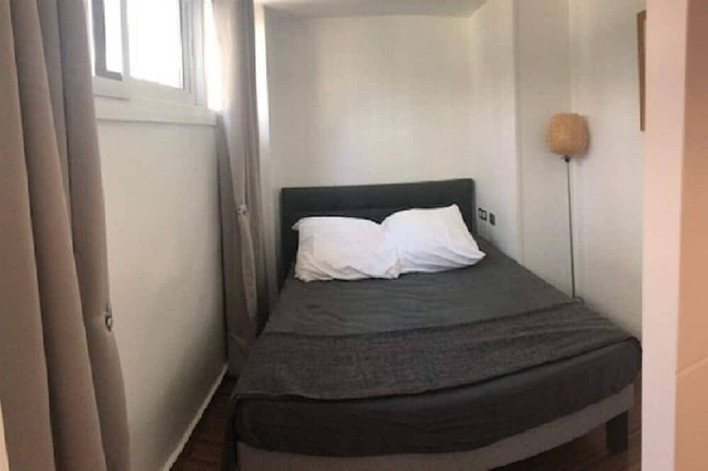 Villa met airconditioning 9/10 personen in grote omheinde tuin op 150 m van de zee in Calafat, Costa Dorada