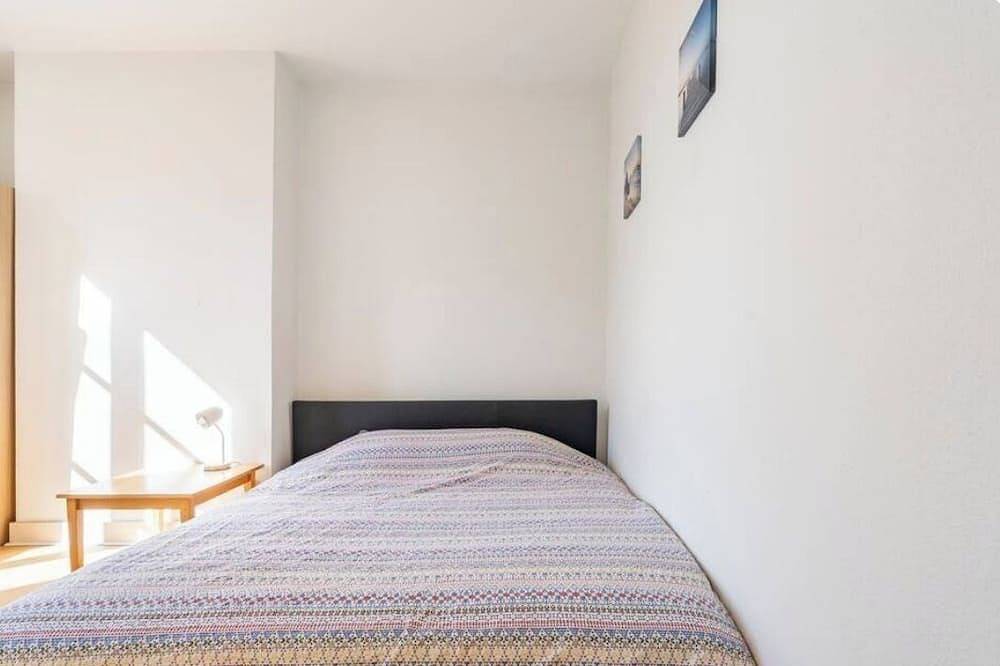 Entire apartment, Bright and spacious 2 bedroom apartment perfectly located in Brussels, Brussels region