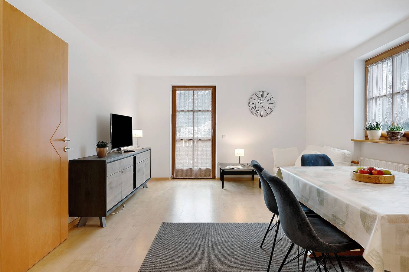 Ganze Wohnung, Apartment 'Weber' mit Bergblick, privater Terrasse und Garagenstellplatz in Welschnofen, Dolomiti Superski