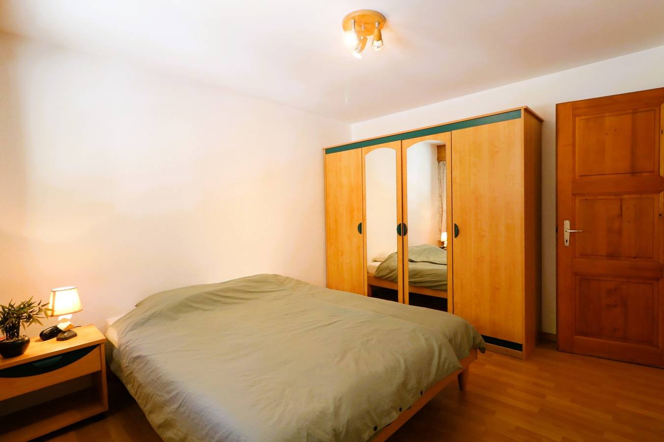 Ganze Wohnung, Le Chamois 35 - Appartement 6 personnes - Evolène in Evolène, Walliser Alpen