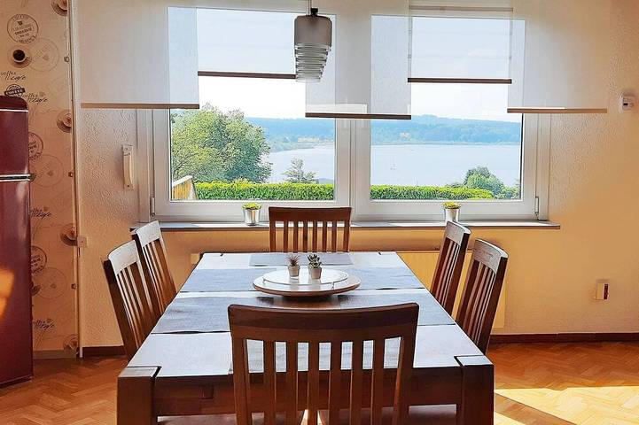 Ferienhaus für 8 Personen, mit Garten und Sauna