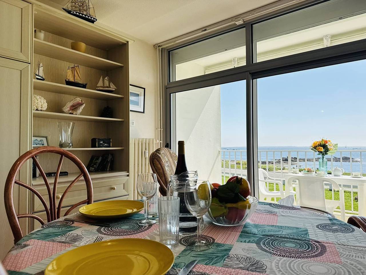 Estudio entero, Studio 3pers vue mer, 1min à pied plage, wifi, parking in Quiberon, Côte des Mégalithes