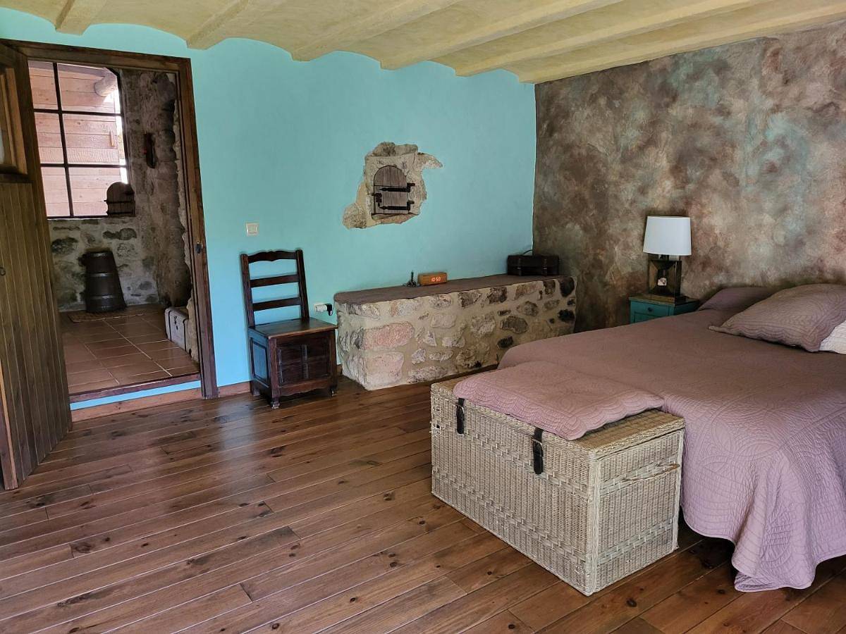 Double Room with Terrace in Saint-Laurent-de-Cerdans, Région de Céret