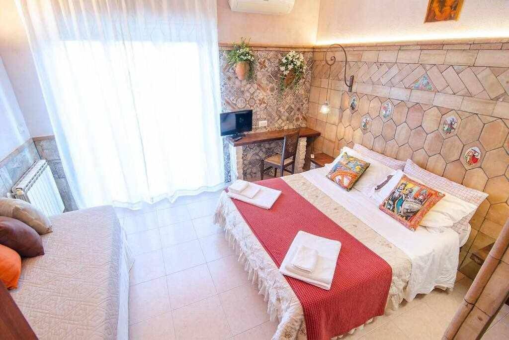 Appartamento intero, Casa della Giara, parcheggio, supermercato a 200m in Giarre, Etna