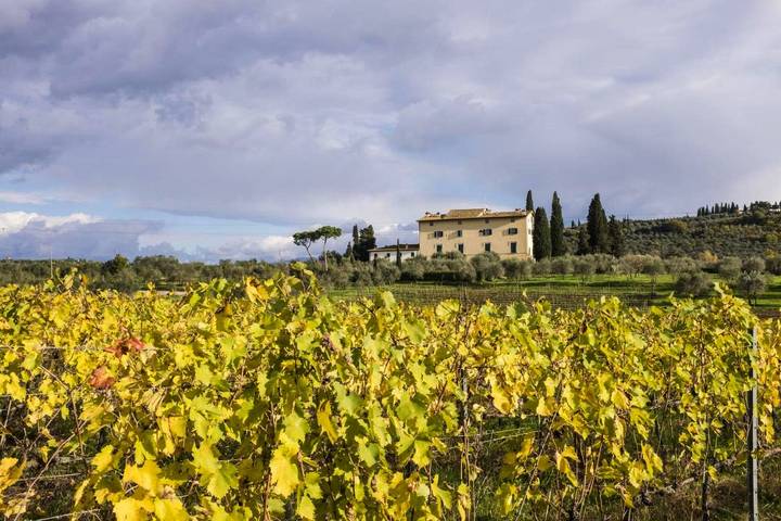 Agriturismo per 3 persone, con Idromassaggio e Giardino nonché Piscina a Scandicci