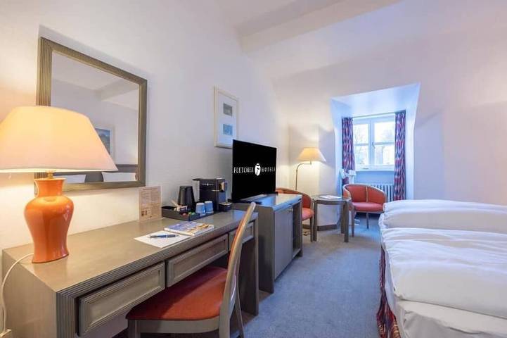 Ideal Mix of Comfort and Value! Pets Are Welcome, Free Parking, Near Villa Hügel in Heiligenhaus, Kreis Mettmann