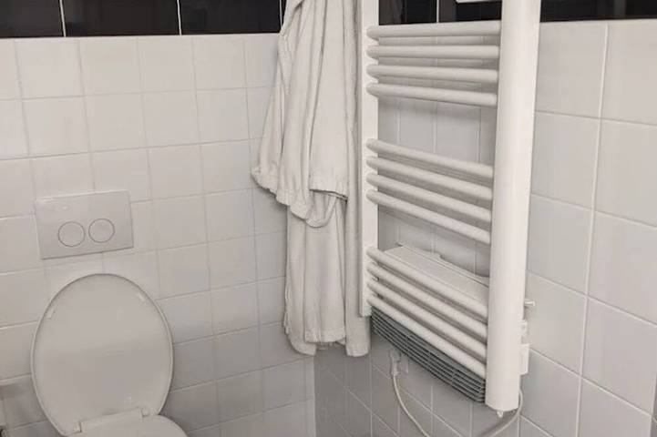 Gîte pour 4 personnes, avec terrasse à Salles-Lavalette - 4