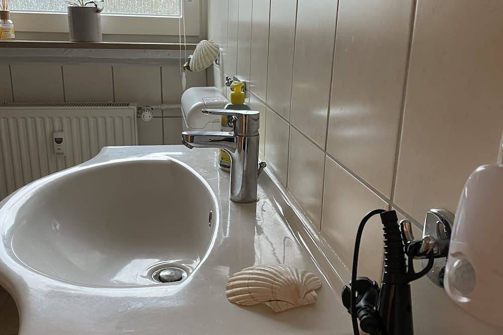 Ganze Wohnung, „El Toro“ Gemütlichkeit und Charme in Solms, Lahn-Dill-Kreis