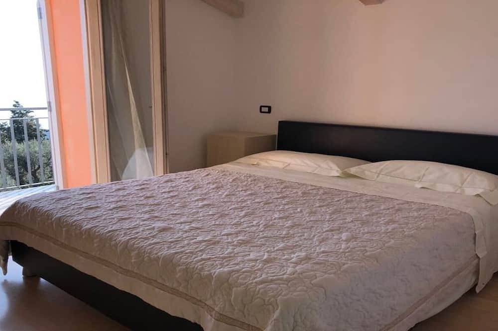 Eine neu renovierte, stilvolle 2-Zimmer-Wohnung mit herrlichem Meerblick in Nerano, Neapel Provinz