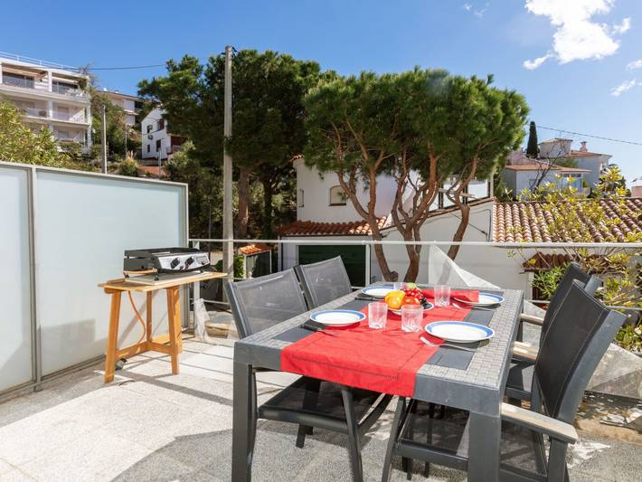 Ferienwohnung für 4 Personen, mit Terrasse in Platja Grifeu
