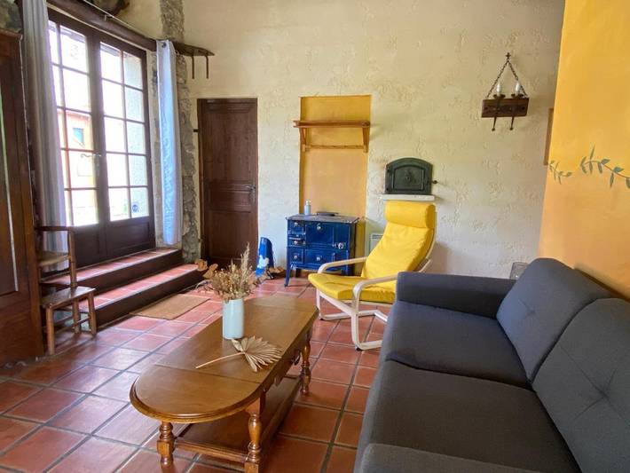 Gîte pour 4 personnes, avec vue et jardin, animaux acceptés à Bénaix