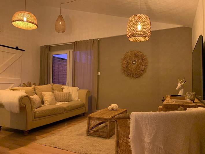 Location de vacances pour 4 personnes, avec sauna ainsi que jacuzzi et terrasse à Huy - 3