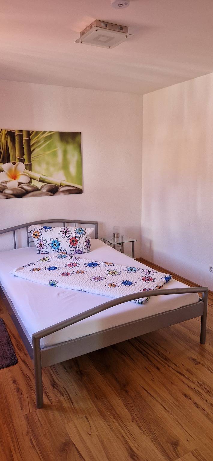 Zimmer „Doppelzimmer Nebengebäude“ mit Wlan in Sipplingen, Region Bodensee-Oberschwaben