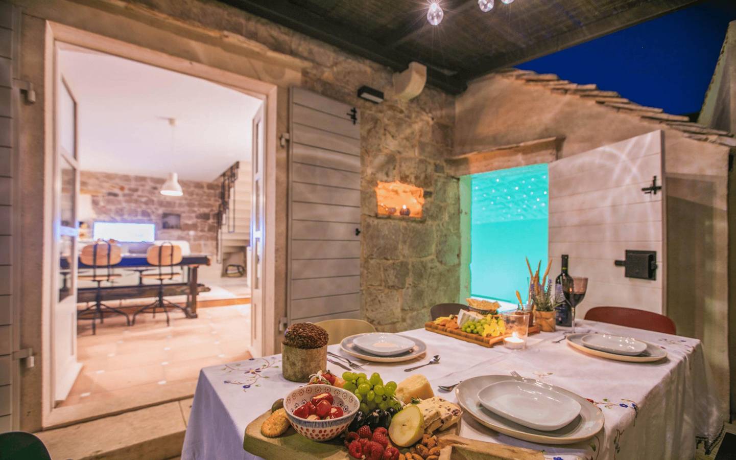 Elegant Central Split House | Villa Janski Central | Free Electric Car Hire Included | 2 Bedrooms | Cave Pool - Great Garden Area in Split, Split-Dalmatia