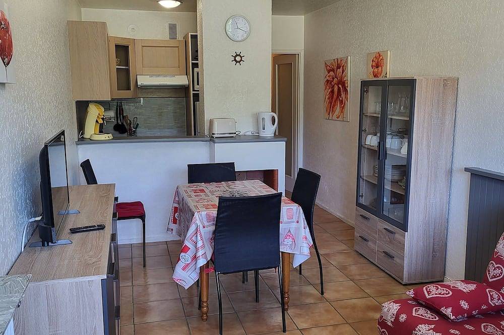 Geheel appartement, Comfortable apartment 6 people -------------------- in Super Besse, Besse-et-Saint-Anastaise
