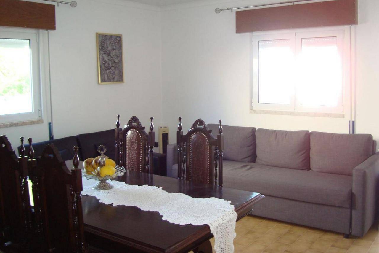 Apartamento inteiro, Three-Bedroom Apartment in Chouto, Parreira e Chouto