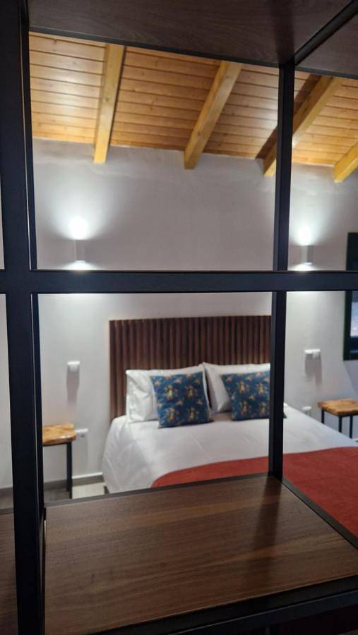 Location de vacances pour 2 personnes, avec vue ainsi que piscine et jardin à Mondim de Basto - 2