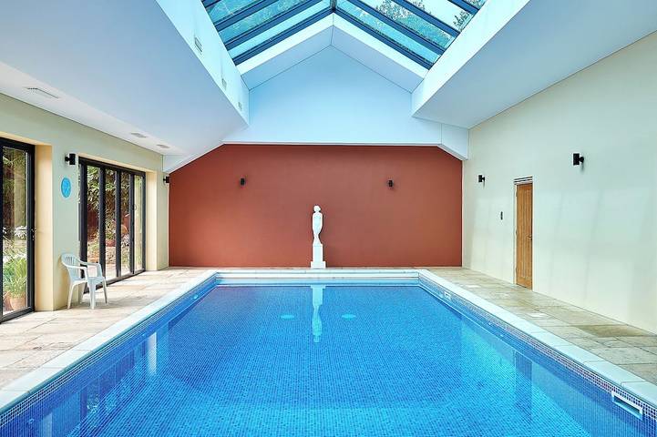 Cottage for 4 people, with pool in Kingham