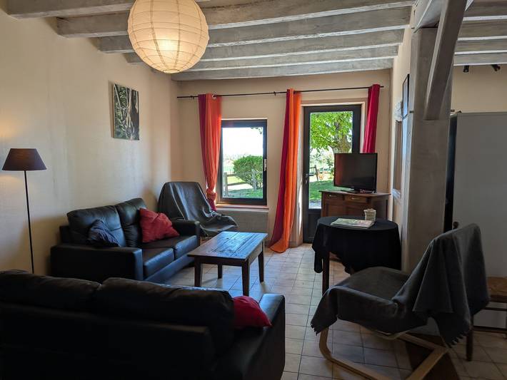 Gemütliches Ferienhaus bei Paris – 4 Zimmer, Garten, Kamin, Garage in Montargis und Umgebung