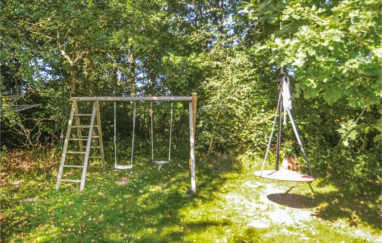 Ferienhaus für 5 Personen mit Terrasse in Fjellerup Strand, Djursland