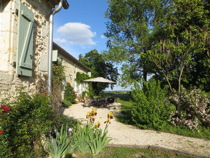 Gîte pour 17 personnes, avec terrasse ainsi que piscine et jardin, animaux acceptés dans le Gers - 4