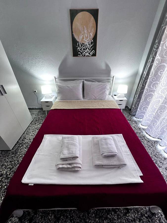 Holiday apartment for 4 people, with terrace and view, with pets in Riviera