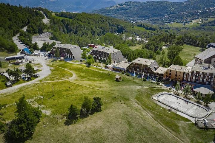 Gîte pour 6 personnes, avec vue et balcon dans Saint-Jean-Montclar - 3