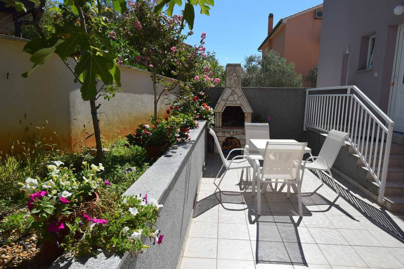 Ganze Wohnung, Ferienwohnung Marjolovic 2 in Njivice, Krk