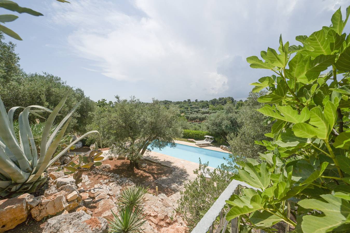 Villa 'Trullo Agapanthus met panoramisch uitzicht', privézwembad, wifi en airco in Traghetto, Ostuni