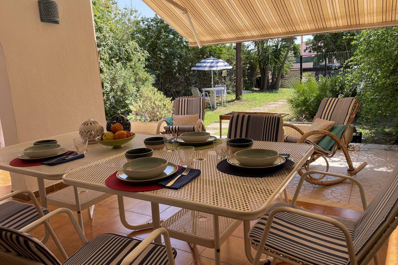 Entire apartment, Quartu Sant'Elena Cozy Apt with Parking&Garden! in Capitana, Cagliari Province
