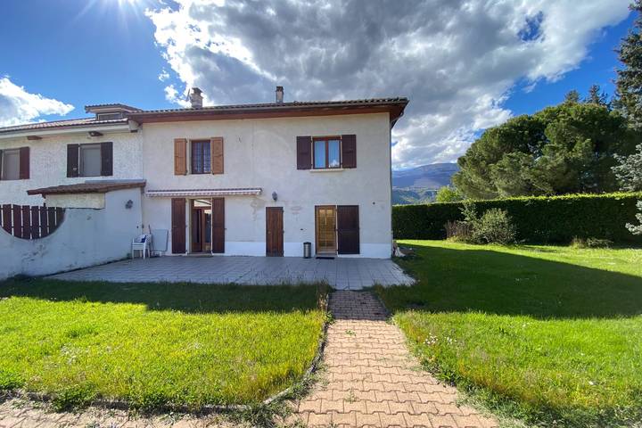 Location de vacances pour 8 personnes, avec Jardin à Varces-Allières-et-Risset