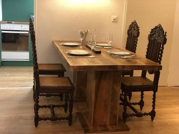 Ferienwohnung für 4 Personen, mit Balkon und Terrasse sowie Pool und Sauna in Leukerbad