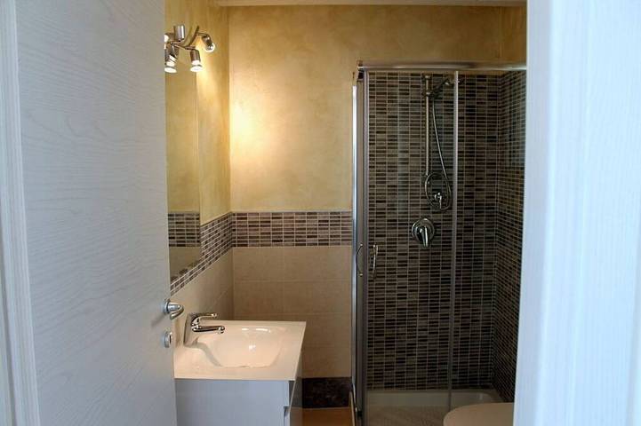 Appartement entier, Appartement sur le lac d'Iseo 4/6 personnes avec piscine Vue lac in Spiglia, Commune de Parzanica