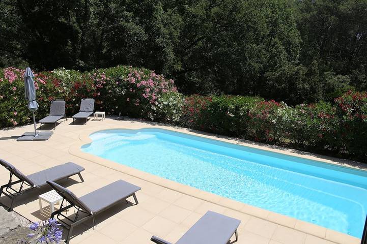 Villa pour 9 personnes, avec terrasse et jardin, animaux acceptés - 1