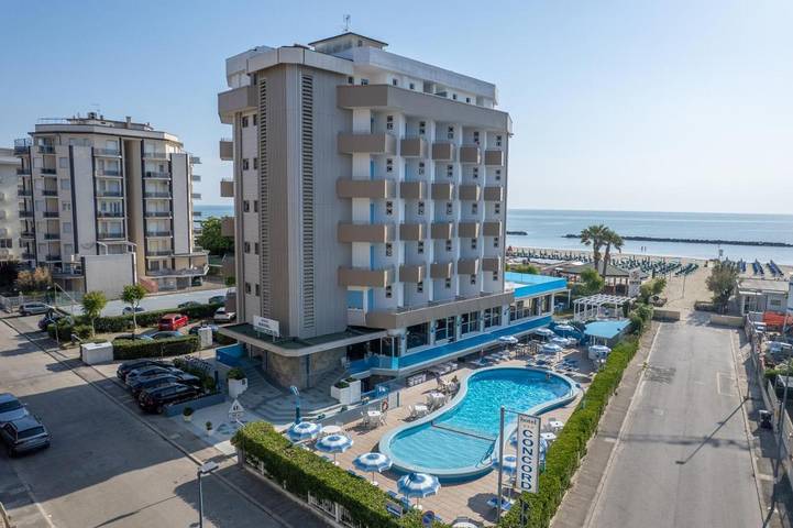 Appartamento per 2 persone, con Balcone e Idromassaggio nonché Terrazza e Giardino a Lido di Savio